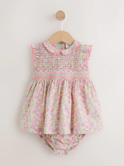 |BabyGirl| Conjunto De Vestido e Calcinha De Bebê Em Tecido Rosa Floral (2 peças, 0 meses a 2 anos)