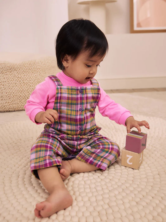 |BabyGirl| Conjunto De 2 Peças Para Bebê: Body De Manga Longa Xadrez Verde e Jardineira De Tecido