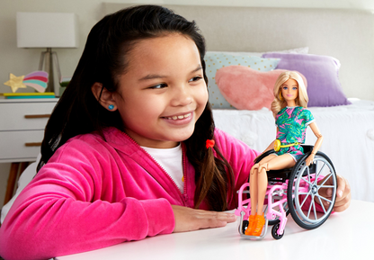 Barbie Fashionista Cadeira de Rodas