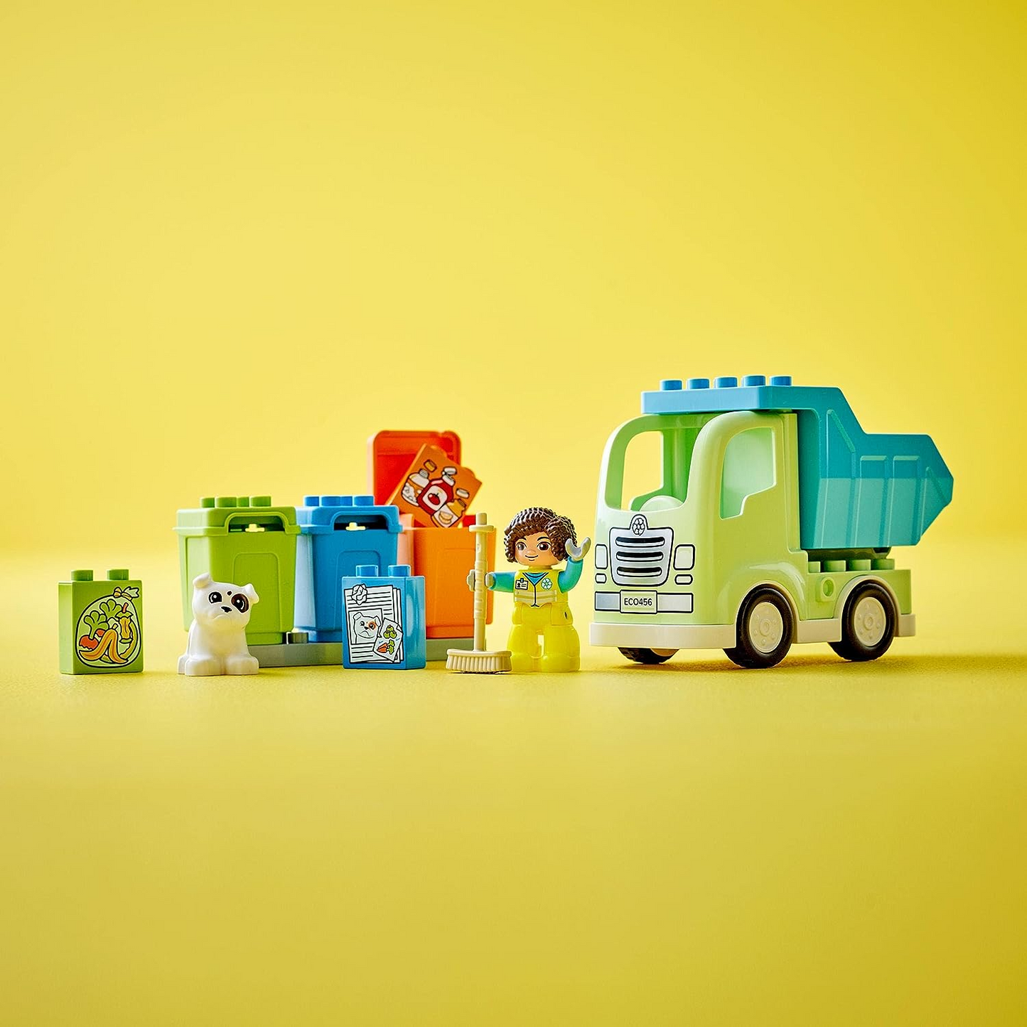 LEGO  10987 DUPLO Town Recycling Truck Bin Truck Toy, Learning and Color Sorting Toys for 2+ Year old Toddlers and Kids, Develop Fine Motor Skills Set