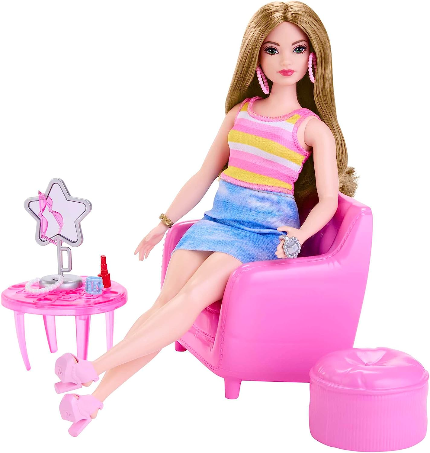 Barbie Boneca e conjunto de moda, roupas Barbie com acessórios de armário como rack e manequim, 32 peças para contar histórias, HPL78