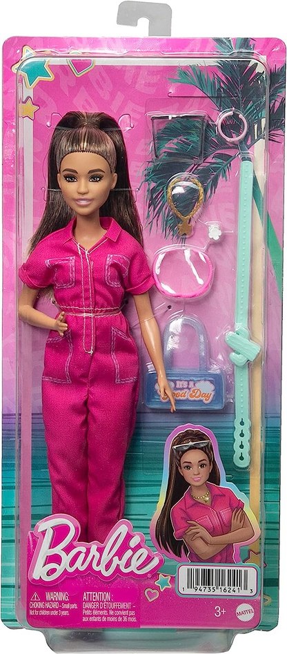 Barbie Boneca em macacão rosa moderno com acessórios para contar histórias e cachorrinho de estimação, cabelo castanho em rabo de cavalo alto, HPL76
