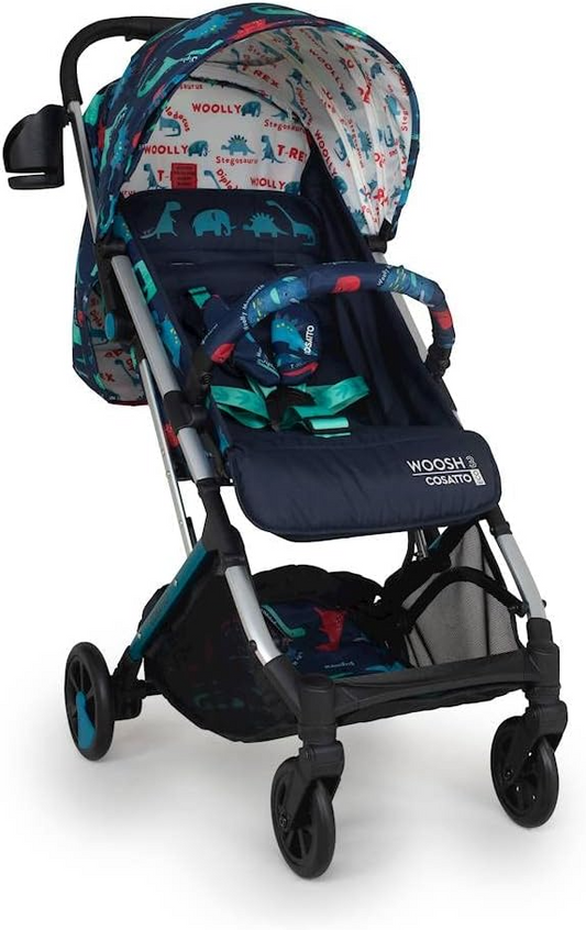 Cosatto Carrinho Woosh 3 – Carrinho de passeio leve desde o nascimento até 25 kg – Dobrável com uma mão, compacto, alça telescópica, cesta de compras extra grande, porta-copos e capa de chuva (D é para Dino)