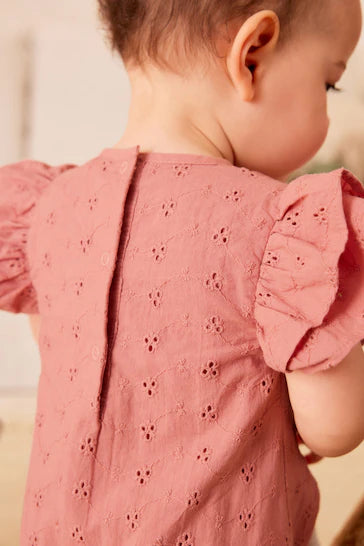 |BabyGirl| Macacão Envoltório Para Bebê - Pink Broderie (0 meses a 3 anos)