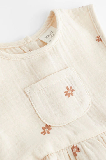 |BabyGirl| Macacão De Bebê Bloomer Com Bordado Floral Bege (0 Meses - 3 Anos)