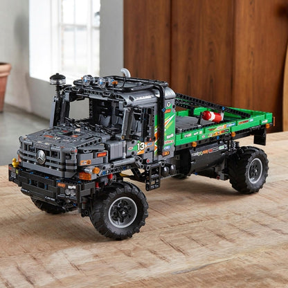 LEGO Technic 42129 Mercedes-Benz 4x4 Zetros Trial Truck