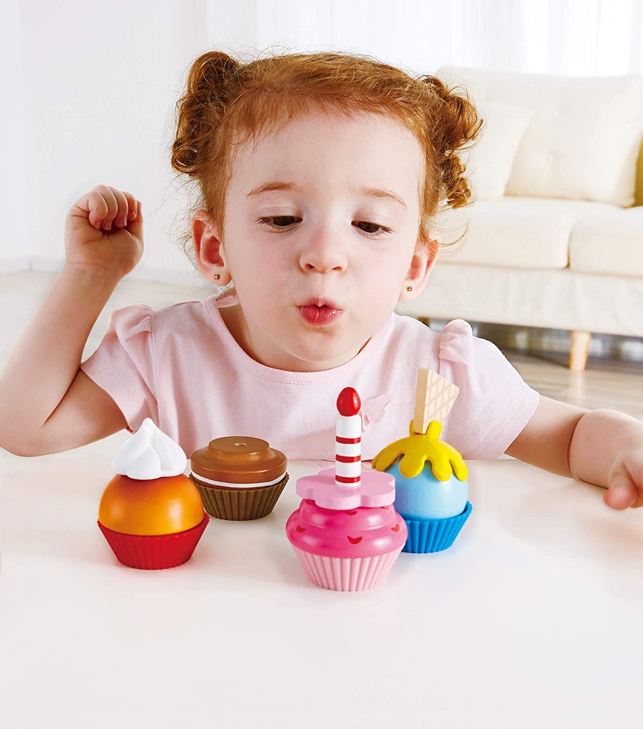 Hape - Cupcakes coloridos de madeira, simulação realista para brincar de cozinha com comida