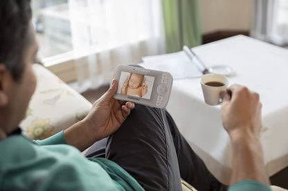Motorola LUX64 Connect - Monitor de bebê com vídeo Wi-Fi de 4,3 "com suporte magnético flexível