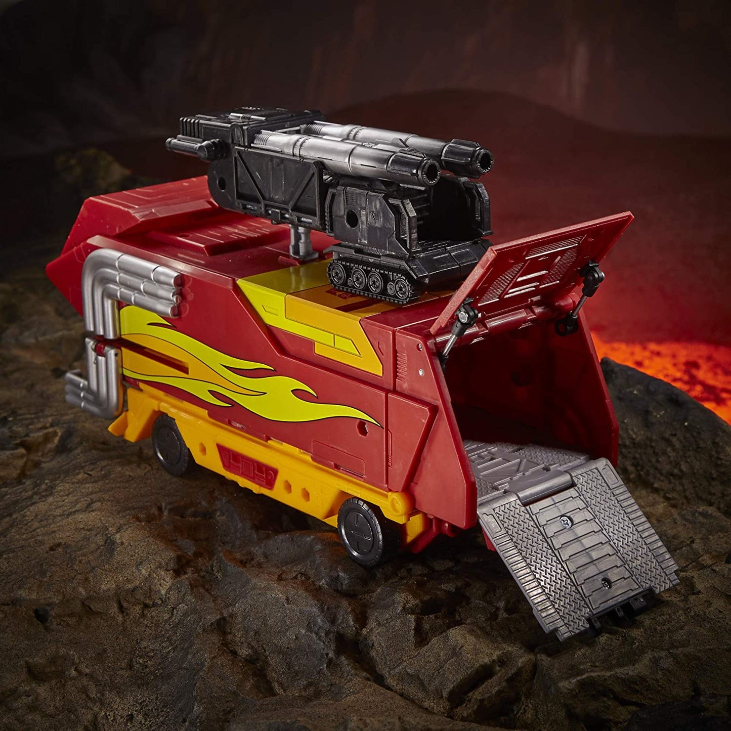 Transformers War for Cybertron Kingdom Commander Class