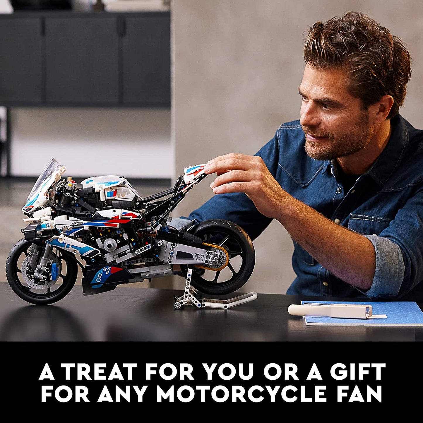 LEGO 42130 - Kit de modelo de moto BMW M 1000 RR técnico