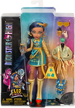 Monster High Doll, Cleo De Nile com Acessórios e Cachorro de Estimação, Boneca Fashion Posável com Cabelo Mechas Azul, HHK54