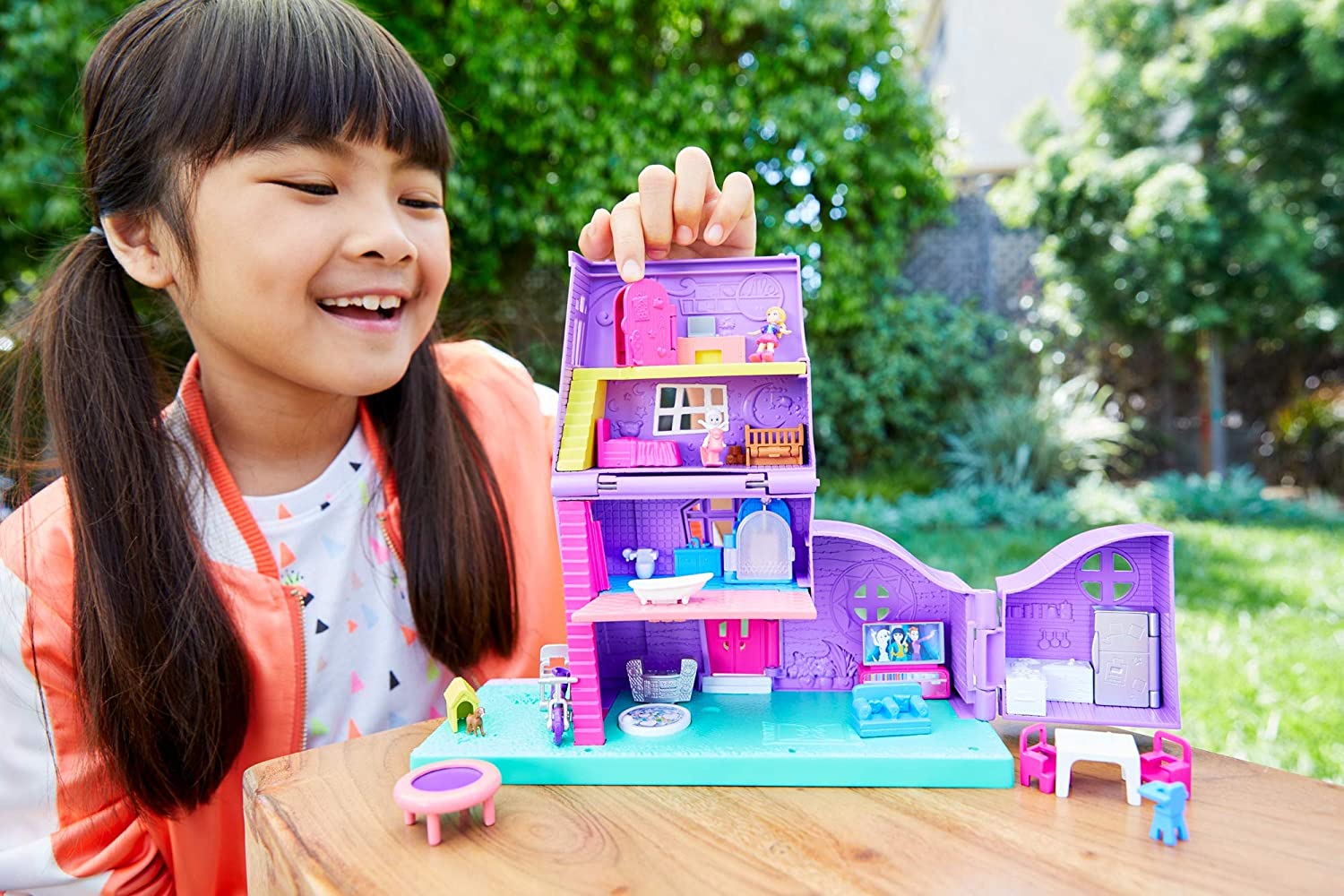 Polly Pocket Pocket House: pisos, 10 accesorios y micromuñecas